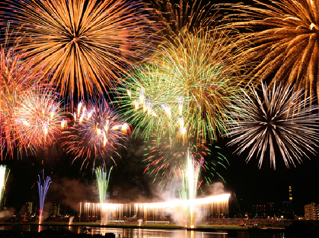 【8月1日(木)開催】東京の夏を告げる花火大会、約12,000発の花火を観覧!