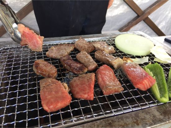 土佐あかうしのBBQ。赤身に旨味が凝縮されています。
