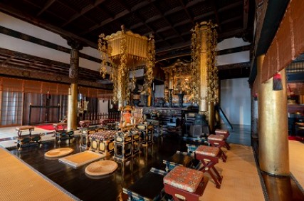 上徳寺 本堂内部