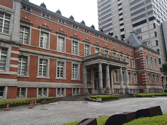 堂々たる煉瓦造の法務省旧本館!